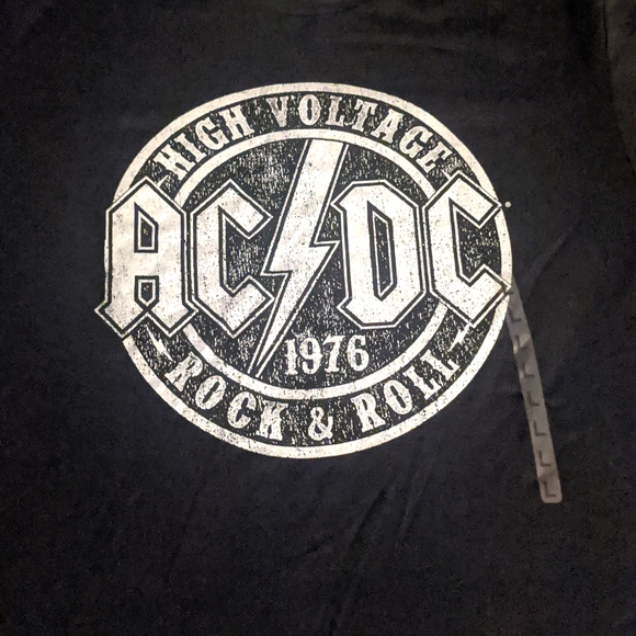 AC/DC tee - Picture 3 of 6